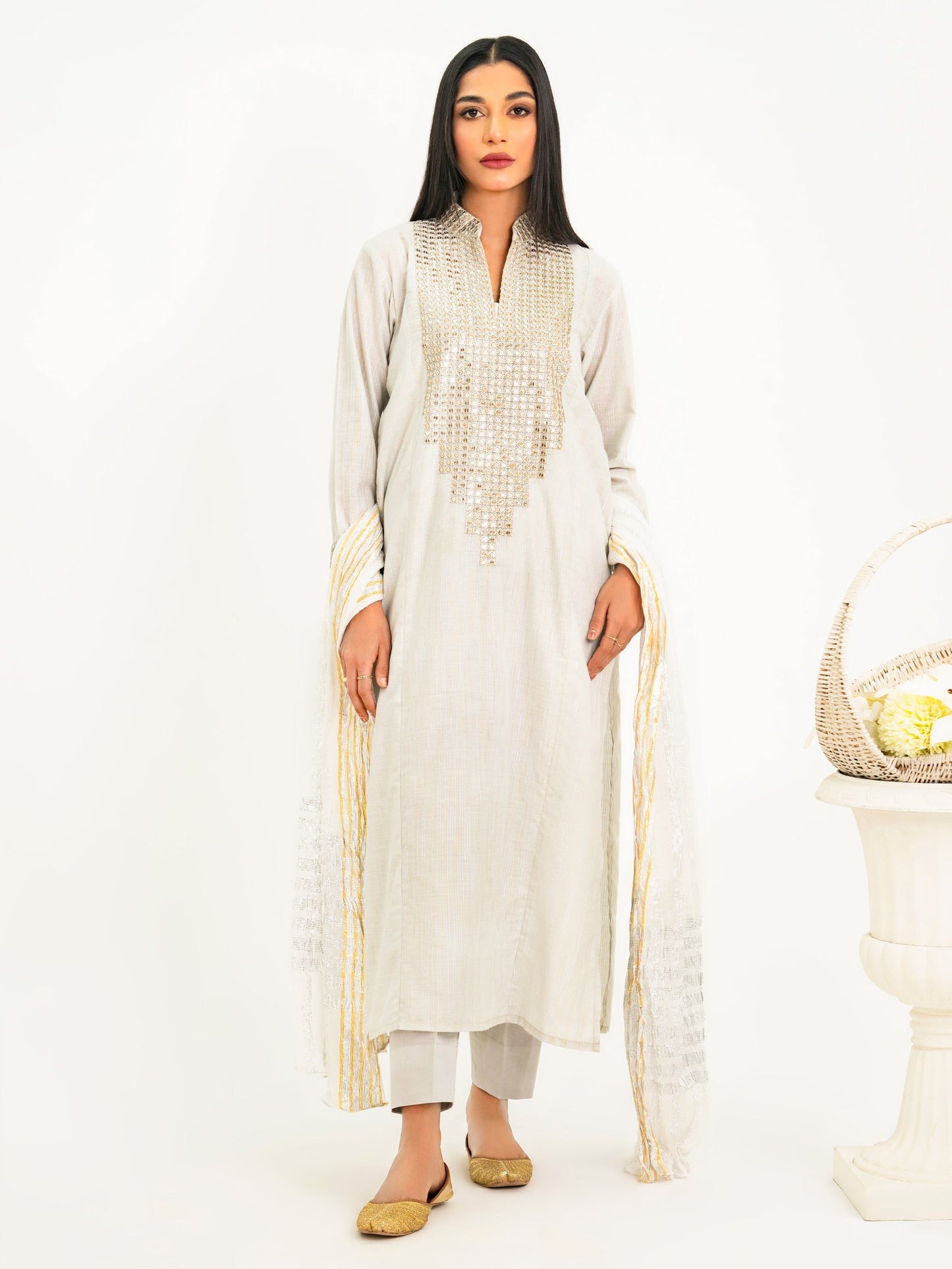 3 Piece Missouri Suit-Embroidered (Pret)