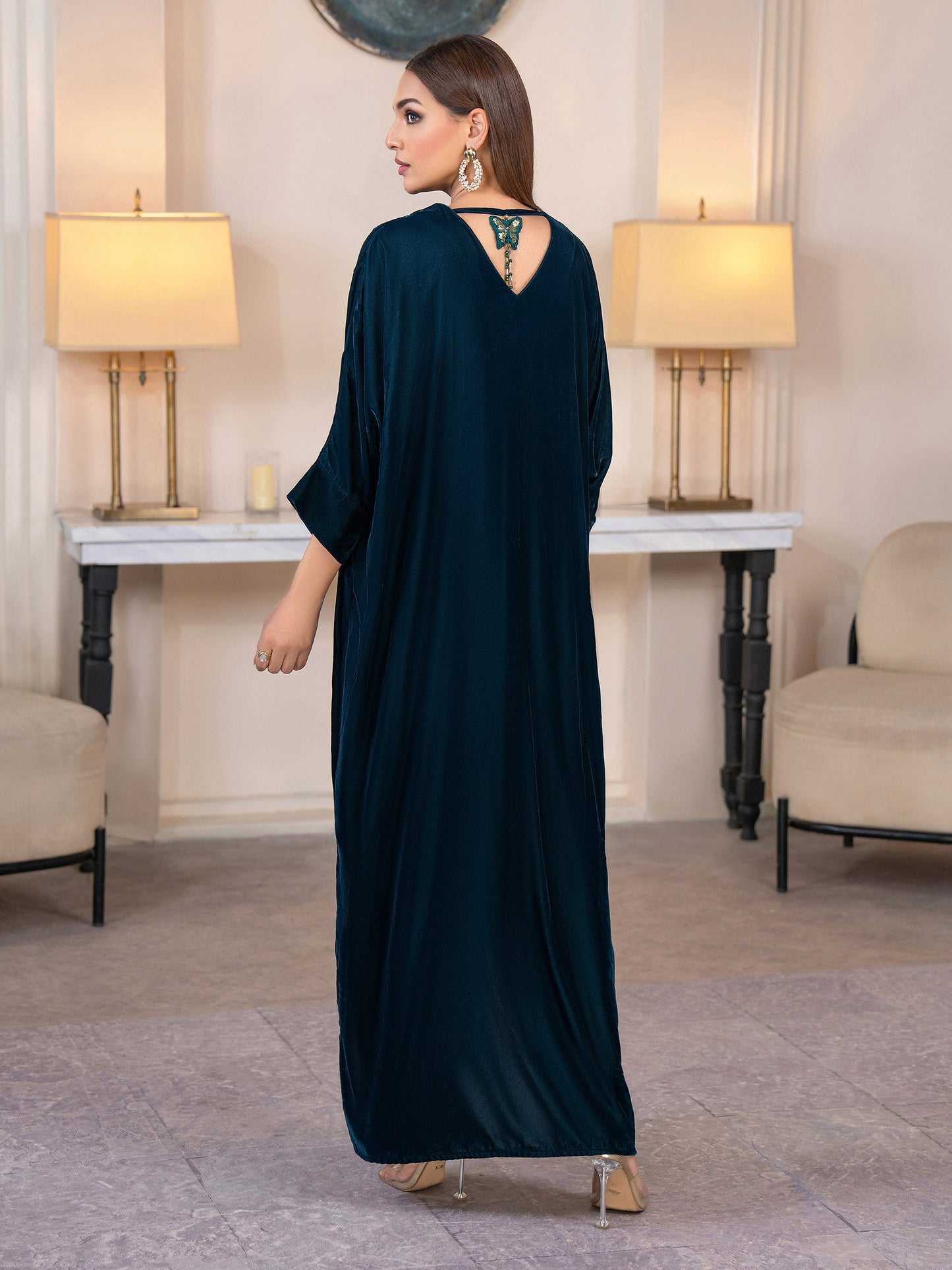 Velvet Kaftan-Embroidered(Pret)