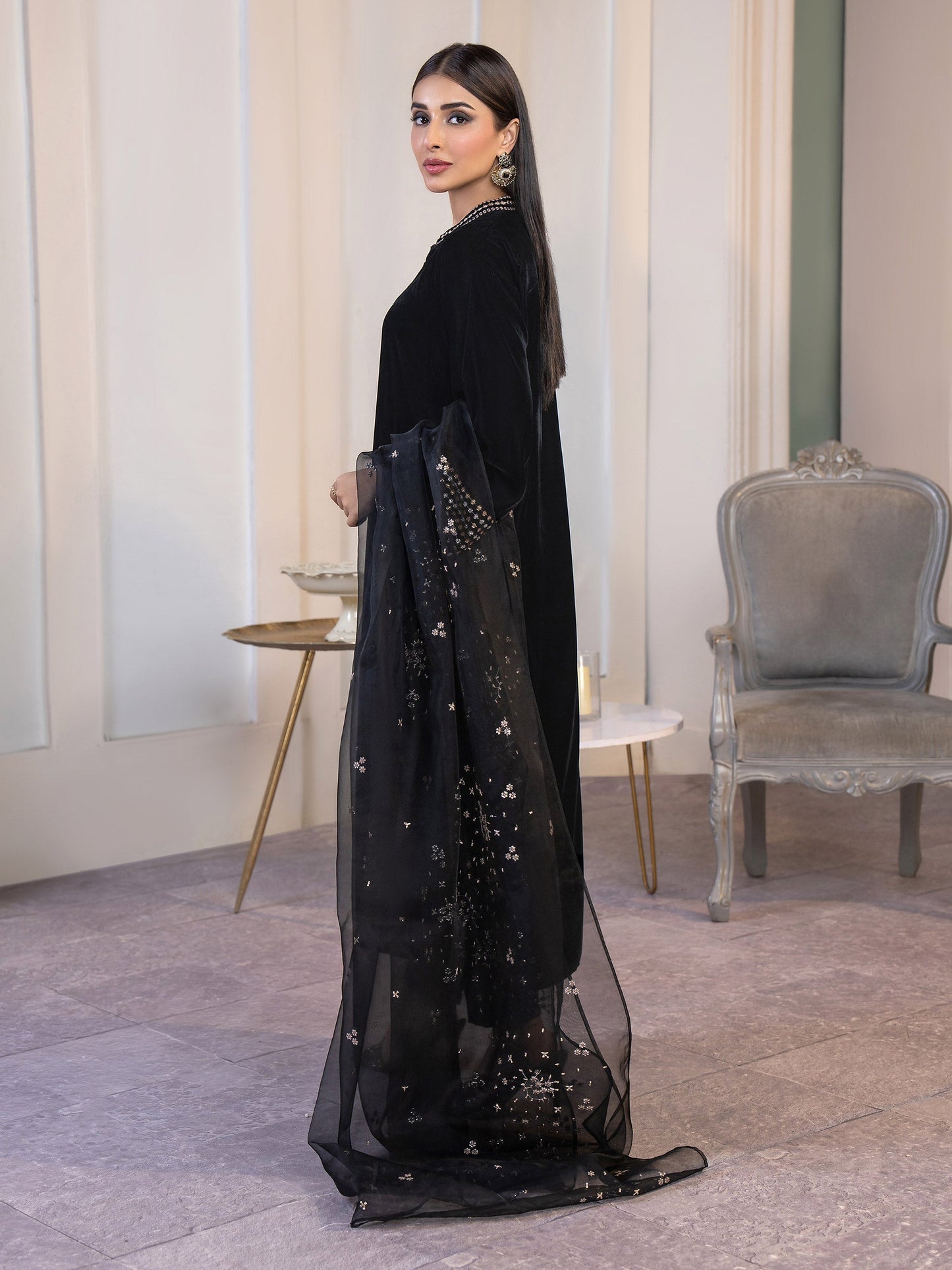 3 Piece Velvet Suit-Embroidered(Pret)