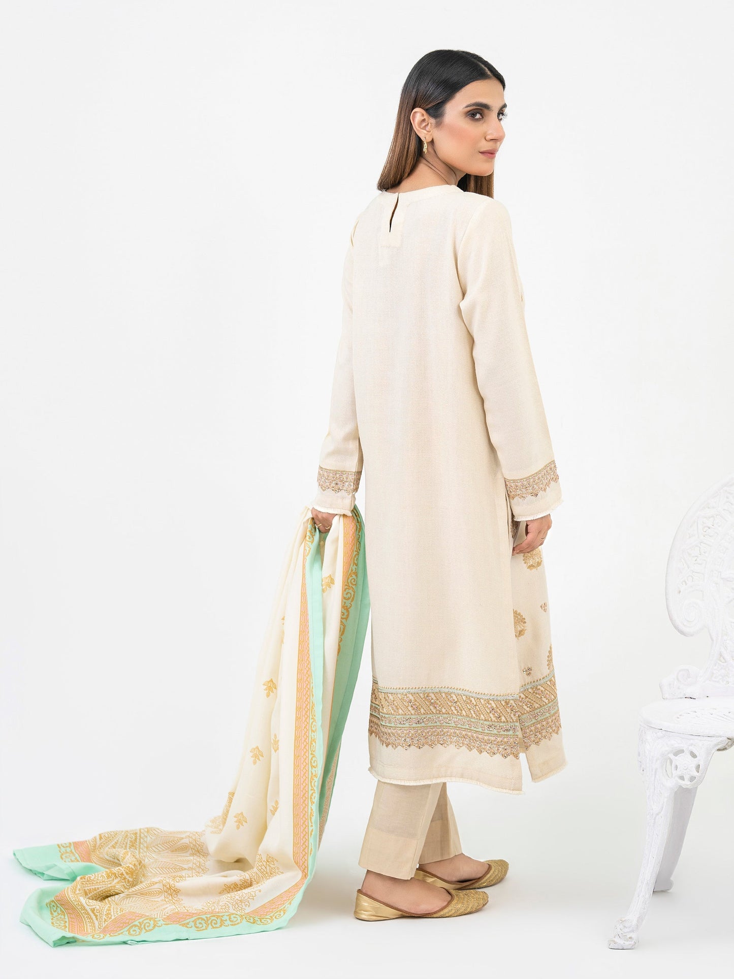 2 Piece Zari Suit-Embroidered (Pret)