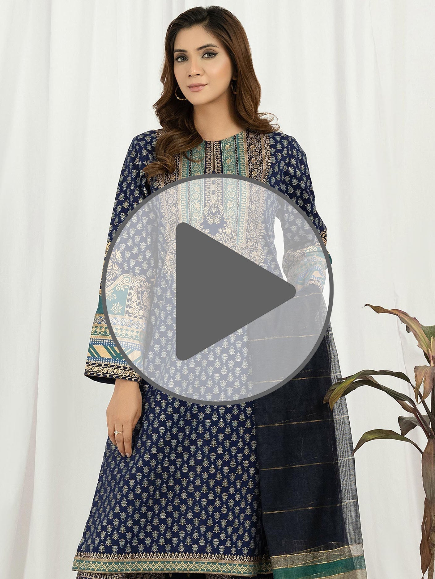 3 Piece Lawn Suit- Paste Print (Pret)