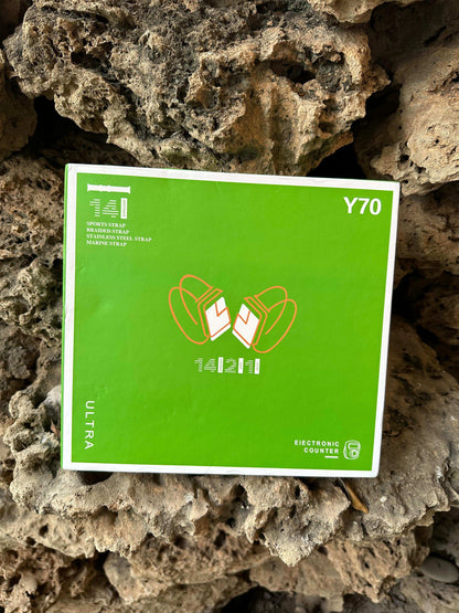 2 Watches with 13 Straps